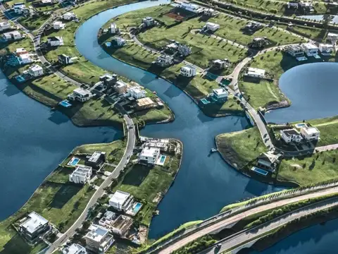 Lote en venta en Puertos Barrio Amarras