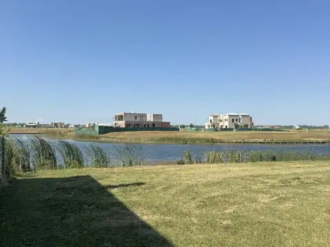 Terreno en Venta de 1042,0 m2