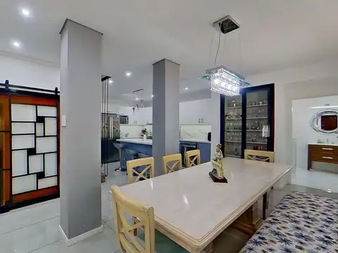Casa 5 ambientes con 2 baños