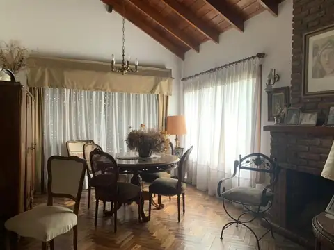 Casa en Venta en Marcos Paz, USD 198.000