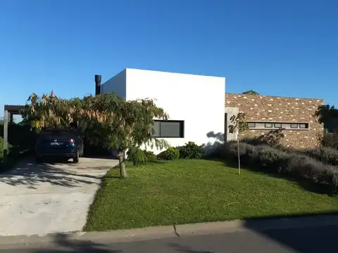 Casa en Alquiler Temporal de 3 dormitorios