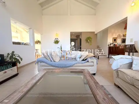 Haras Maria Elena