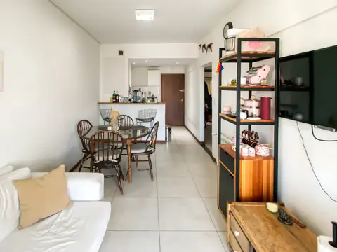 Departamento 2 dormitorios en venta. La Plata.