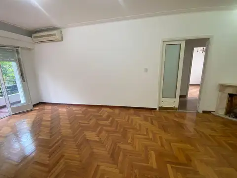 Departamento Piso 5 ambientes en Caballito