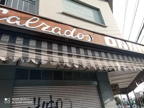 Edificio Comercial en Caseros