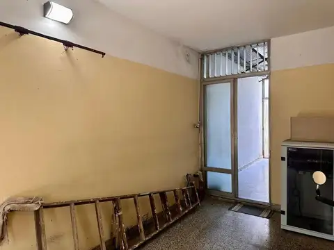 Casa 5 ambientes con 1 baño