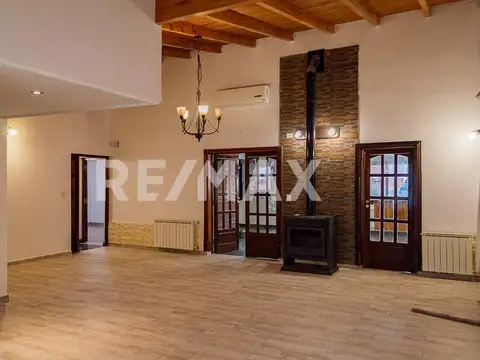 Casa en Alquiler de 3 dormitorios