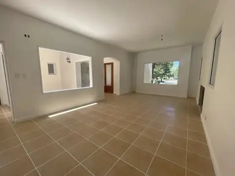 Casa en Venta en Saint Matthews, USD 375.000