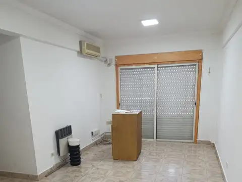 Pablo Giorello 1700, Piso 1