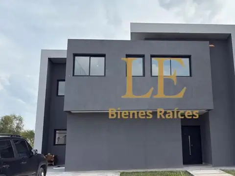 VENTA CASA EN SAN SEBASTIAN