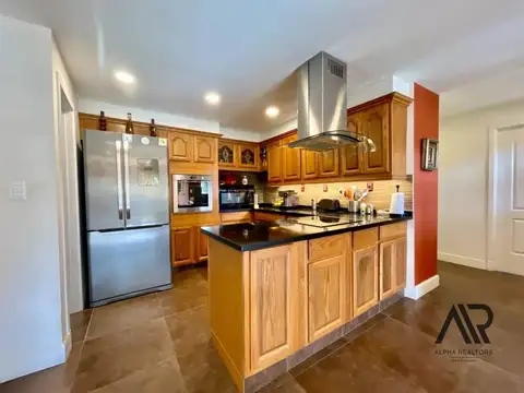 Casa Monoambiente con 5 baños