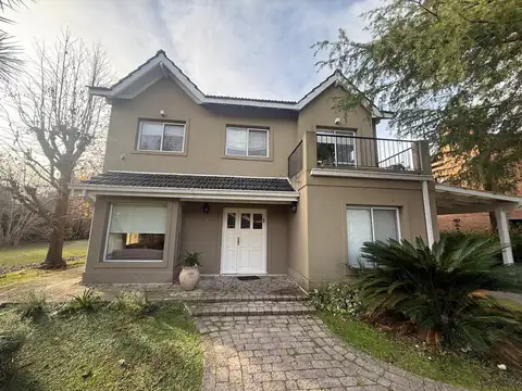 Casa en Venta de 4 dormitorios