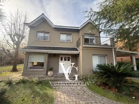 Casa en Nautico Escobar Venta