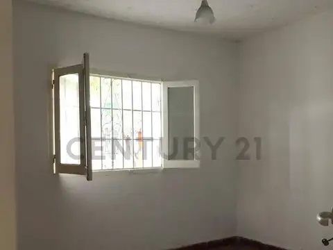 VENTA de Casa de 3 dormitorios en Barrio Fomento, Santa Fe.