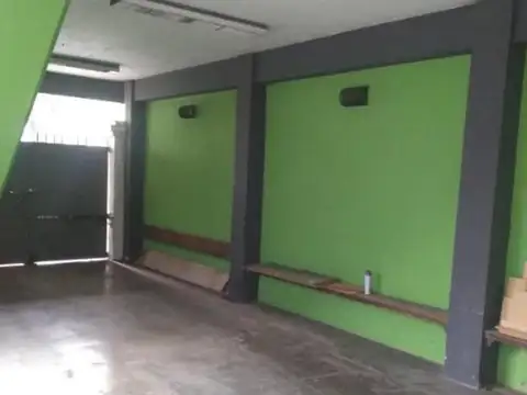 Casa en venta - 3 dormitorio 2 baños - cochera patio - 310 mts2  - Don Torcuato