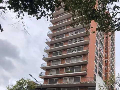 44 entre 10 y 11 , Piso 1