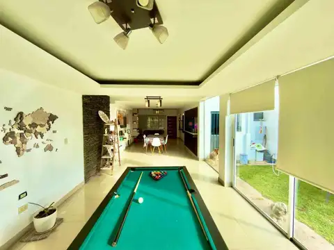 Casa 5 ambientes con 1 baño
