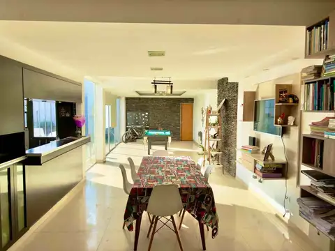 Casa en Alquiler en Zona Sur, $ 1.100.000