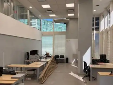 Local en Alquiler en Catalinas, USD 28.000