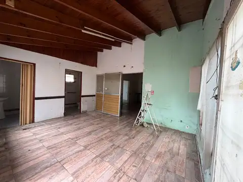Casa 6 ambientes con 3 baños