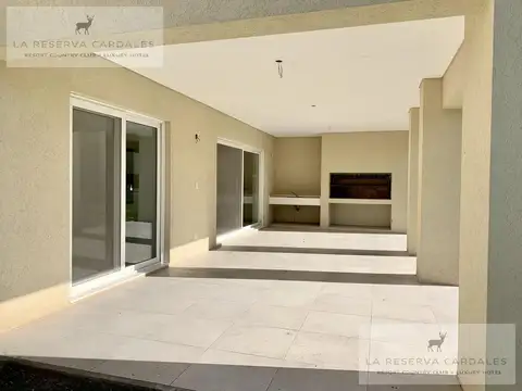 Casa de 5 Ambientes en Venta en La Reserva Cardales