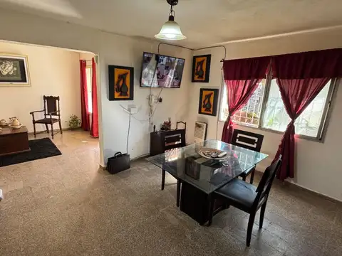 SE VENDE CASA DE 2 DORM + DEPARTAMENTO EN SANTA ISABEL 2DA