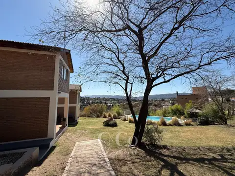 Hotel en Venta en Villa Del Lago, USD 240.000