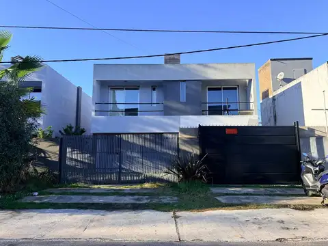 Departamento en Venta con 2 cocheras