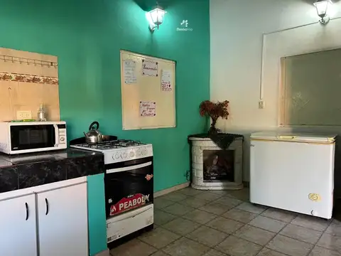 QUINTA EN VENTA CON PILETA Y QUINCHO EN LONGCHAMPS