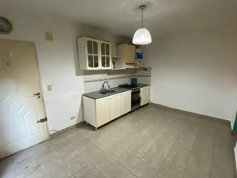Depto Tipo Casa en Venta de 2 ambientes