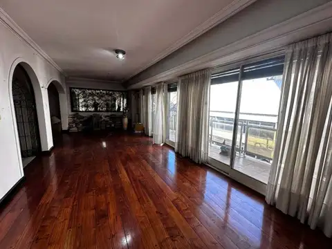 VENTA SEMIPISO 4 AMB TERRAZA 95 M2 PARRILA FLORES