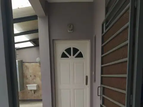 Departamento en Venta en Villa Luzuriaga, USD 110.000