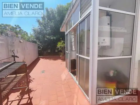 Depto Tipo Casa 4 ambientes con 2 baños
