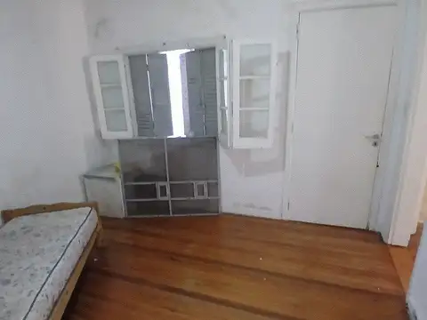 Depto Tipo Casa en Venta 40 años
