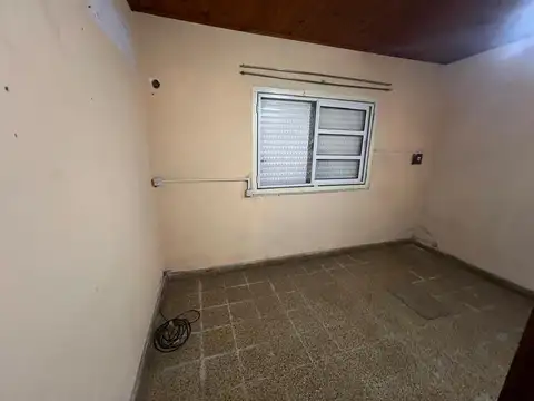 Vendo casa interna céntrica 2 dormitorios
