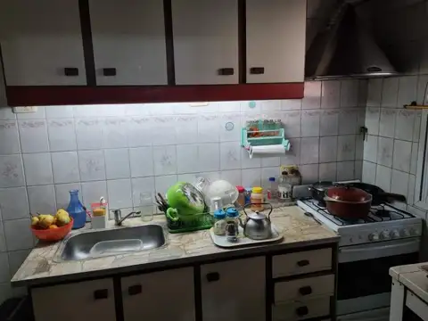 CASA + LOCAL COMERCIAL + MONOAMBIENTE