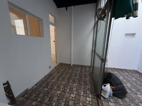 Depto Tipo Casa en Alquiler 40 años