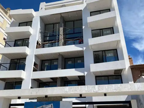 Av Costanera al 1600