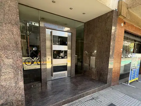 General Lucio Norberto Mansilla 2700