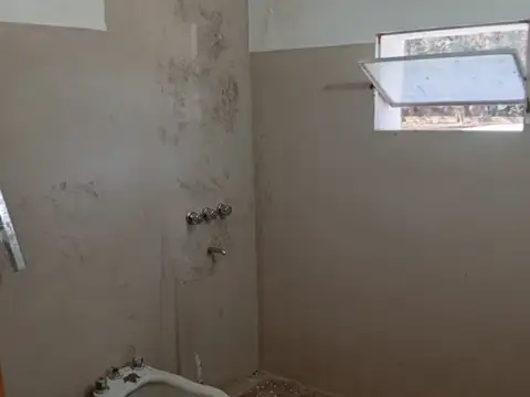 VENTA CASA 2 DORM + 2 LOTES, LA GRANJA, CORDOBA