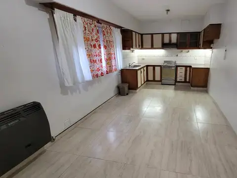 Casa en Alquiler en Moron Sur, $ 1.000.000