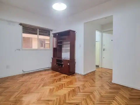 Venta departamento de dos ambientes en Recoleta