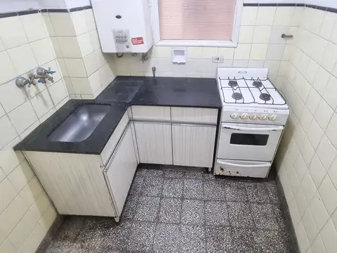 Venta departamento de dos ambientes en Recoleta