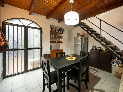 Depto Tipo Casa en Venta de 2 ambientes