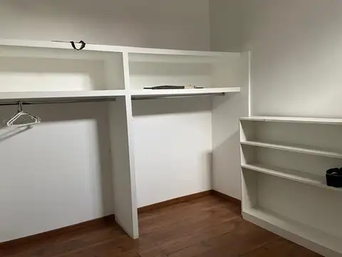 Casa en Venta en Zárate, USD 95.000