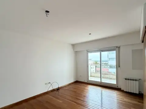 Paraguay 100, Piso 07