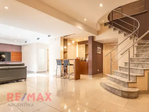 Casa en Venta en Barrio Don Bosco, USD 1.200.000