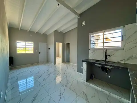 Depto Tipo Casa en Venta de 2 ambientes