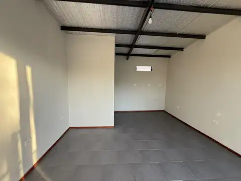 Local en Alquiler en Ibarlucea, $ 350.000