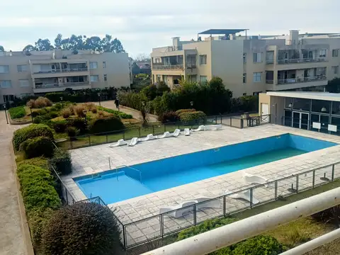 Muy lindo departamento de 2 ambientes con terraza  en el Complejo Sucre